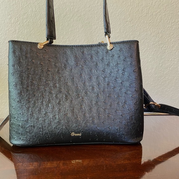 Crossi Big Black Bow Convertible Bag NWT Cruelty Free - Picture 4 of 16